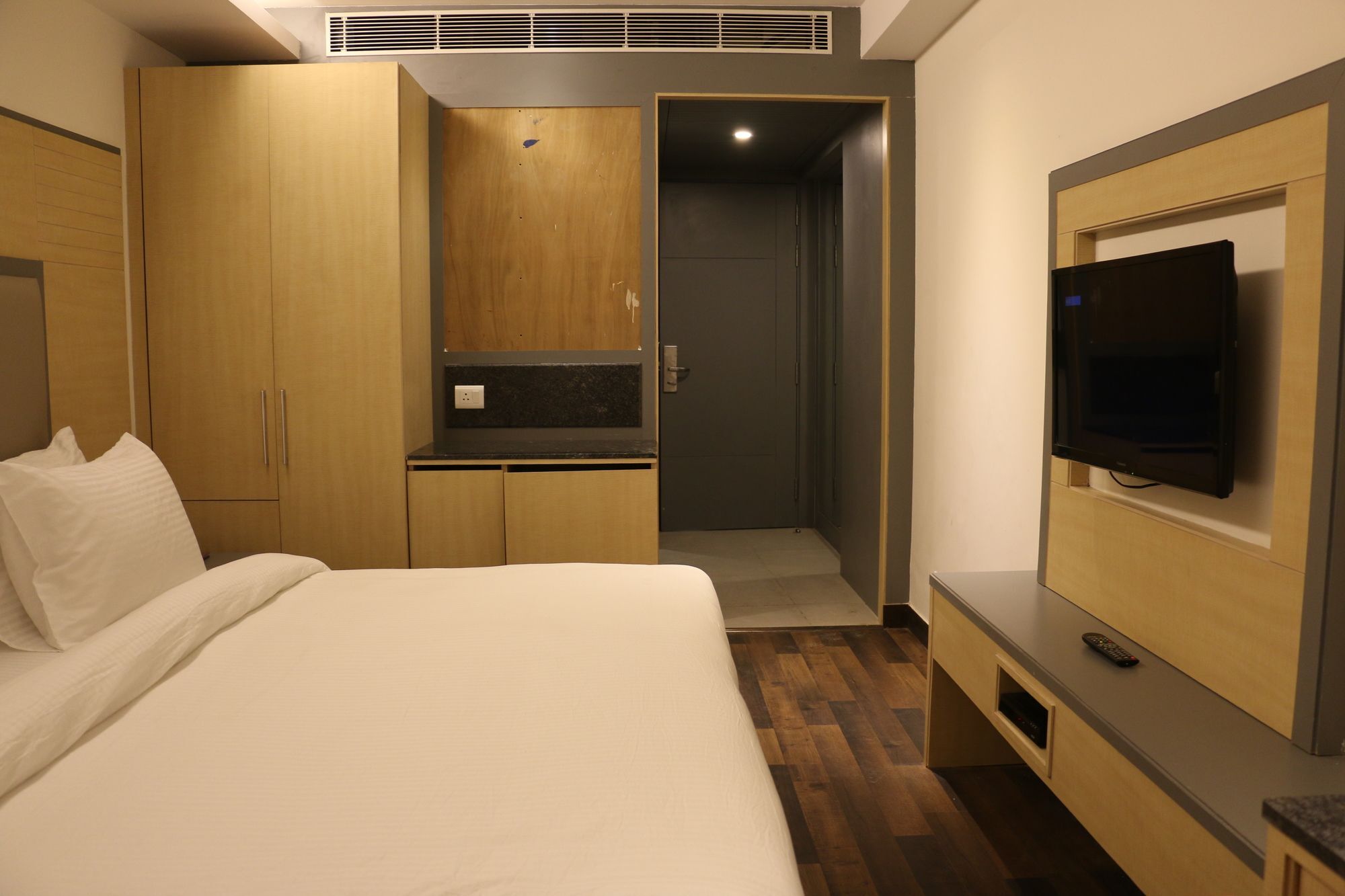 Hotel Superb 5 Mins Walk From New Delhi Station Buitenkant foto